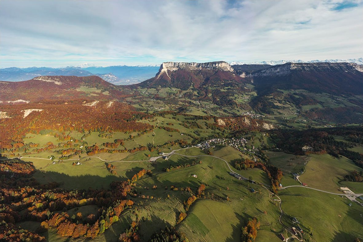 Paysage d'automne en Chartreuse face au Granier