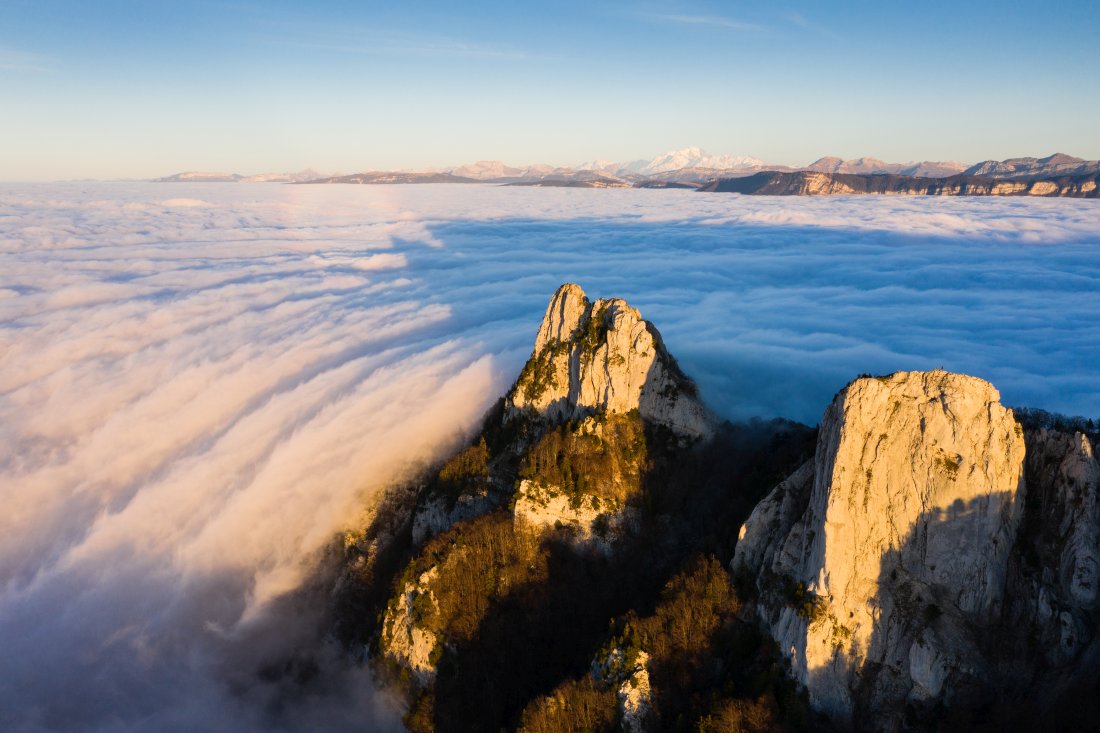 Mer de nuages à la dent du chat