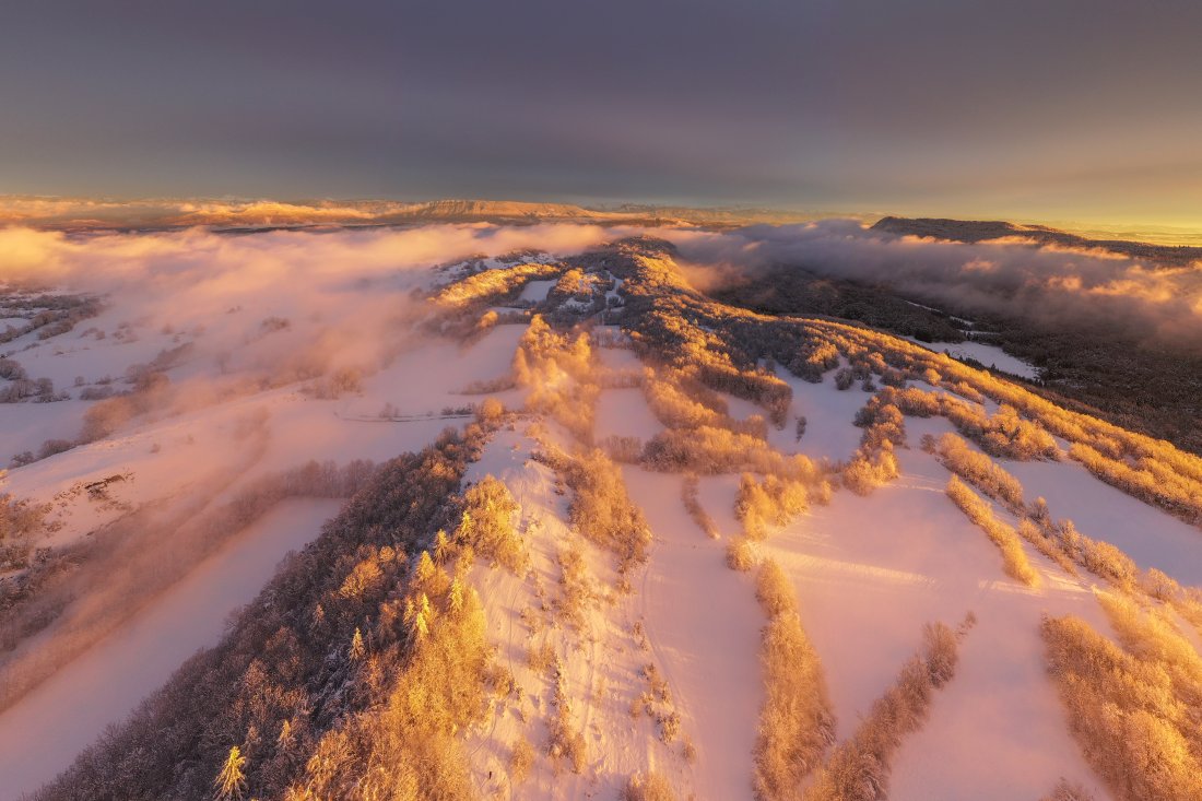 Plateau d'Innimond, brume et coucher de soleil