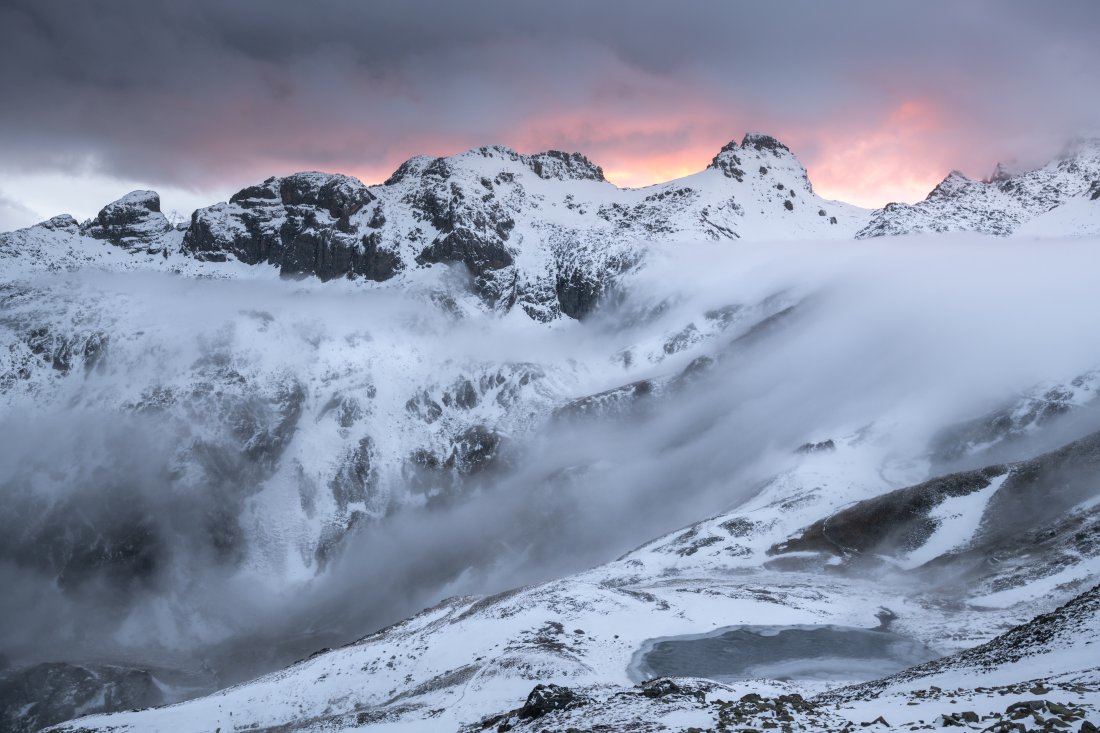 Brume, neige au col de la ponsonnière