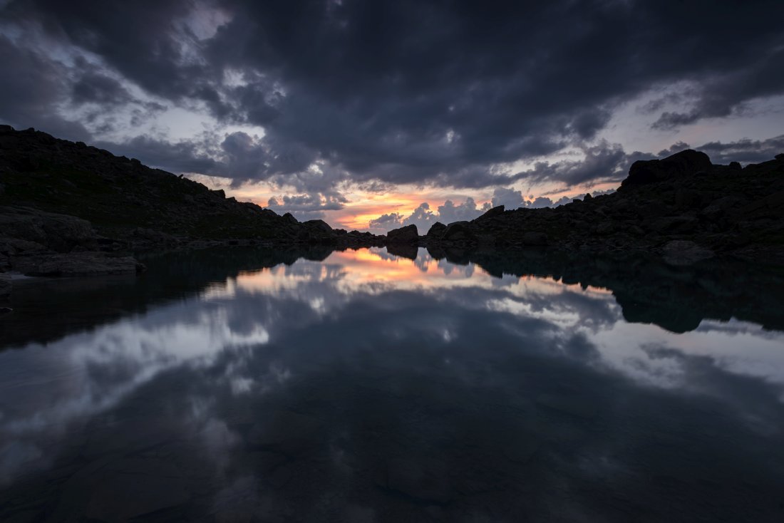 Lac blanc dans le massif de Belledonne