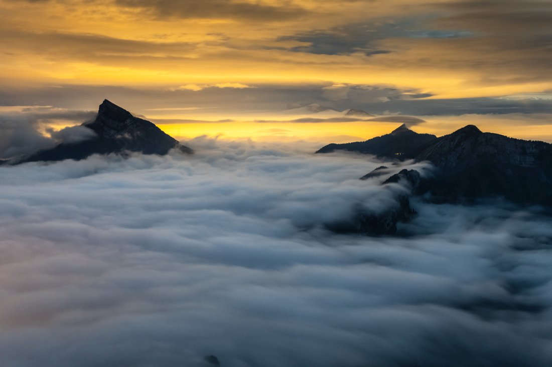 Mer de nuages nocturne en Chartreuse depuis le Grand Som