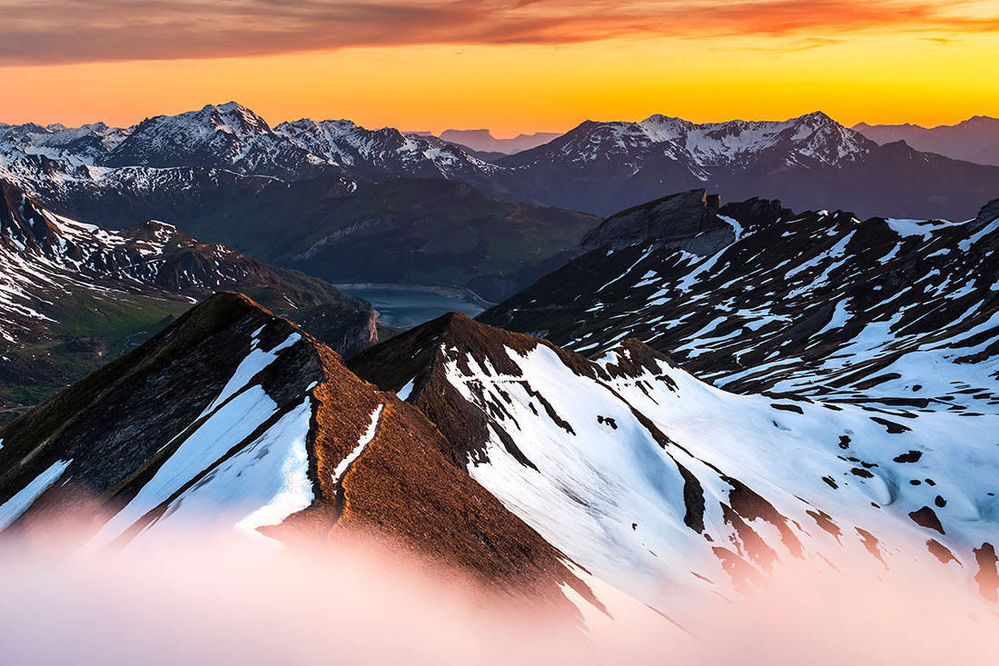 Coucher de soleil depuis la crête des Gittes dans le Beaufortain