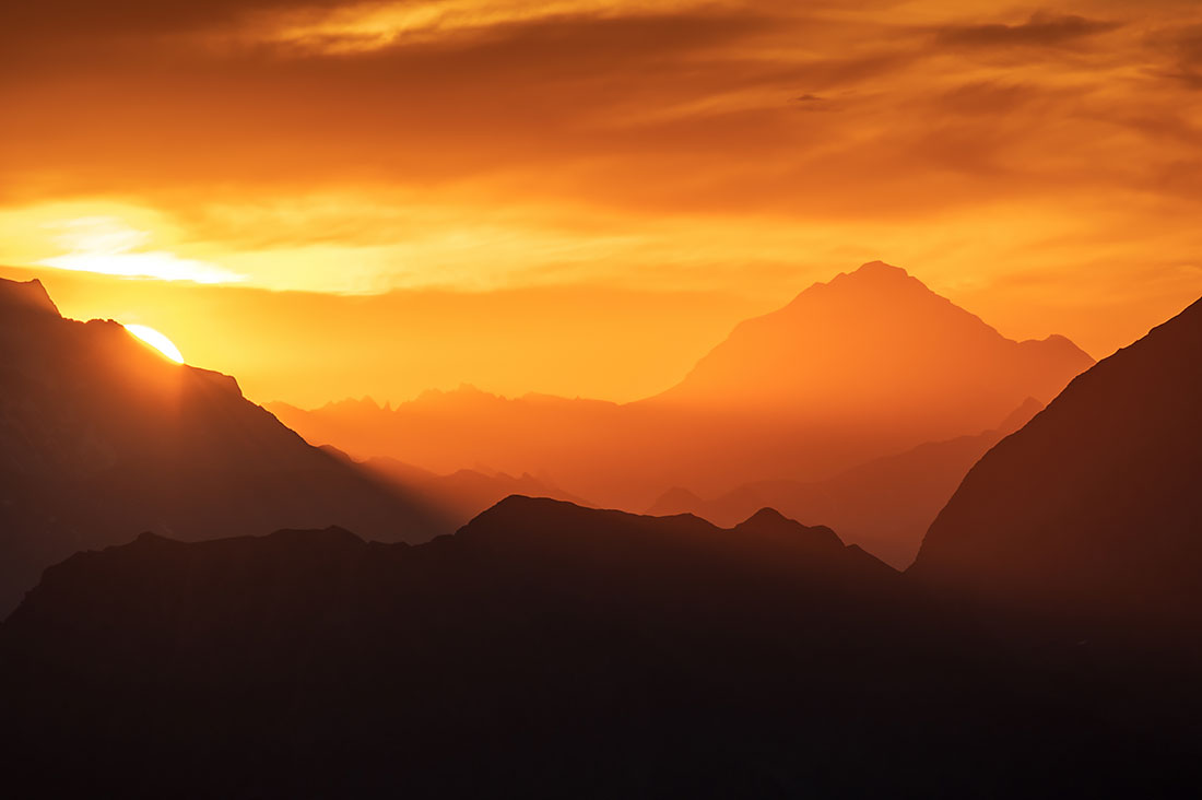 Lever de soleil sur le Grand Combin