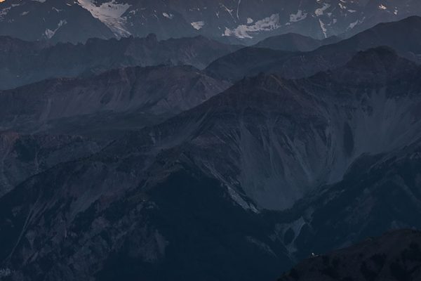 Coucher de soleil sur la barre des Ecrins<br><span class="date-ajout-produit" style="font-size:0.85em; color:#777;">Ajouté le 4 août 2025</span>