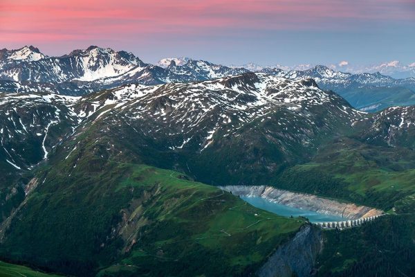 Barrage de la Girotte à l’aube